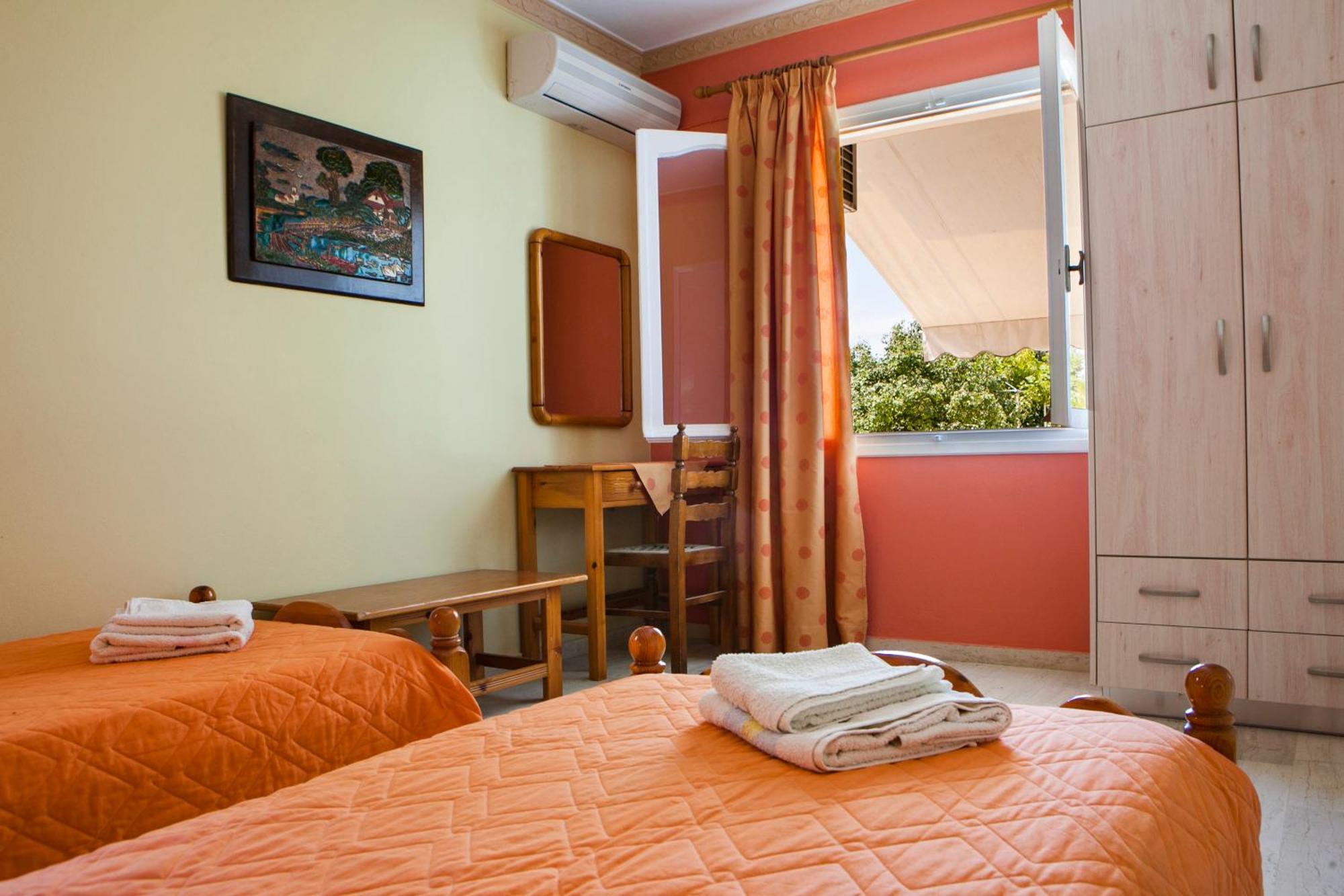 Tzivras Villa & Apartments Ласі Номер фото